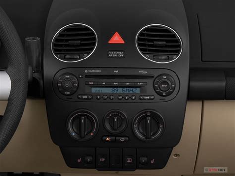 2008 Volkswagen New Beetle: 11 Interior Photos | U.S. News