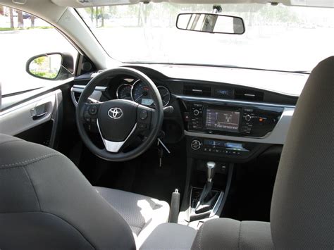 Test Drive Review: 2014 Toyota Corolla LE - Part 2 (Interior ...