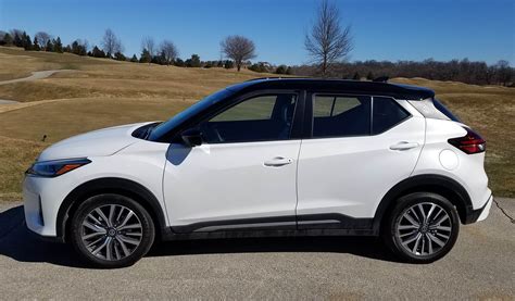 Used 2019 Nissan Kicks SR Sport Utility 4D Prices Kelley, 54% OFF