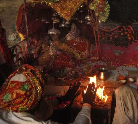 Hinglaj Mata Temple Pictures in Baluchistan in Pakistan | Hindu Blog