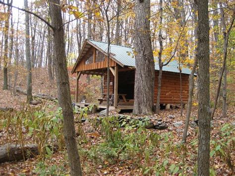 28 Must-Stay Appalachian Trail Shelters (State by State Guide)