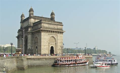 Top 5 Historical Places and Monuments in Mumbai - Trans India Travels