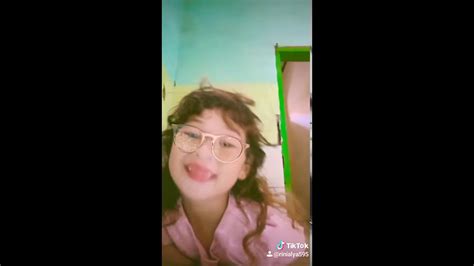 Alya lgi main tiktok lihat ekspresi nya ...🤭 - YouTube