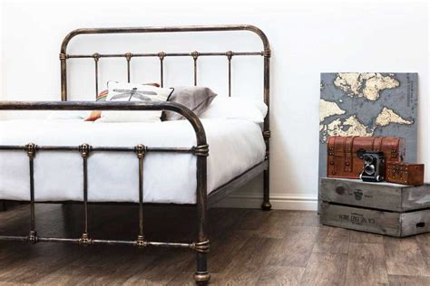 Burford Rustic Antiqued Victorian Hospital Style Metal Bed Frame - Double / King Size | Bed ...