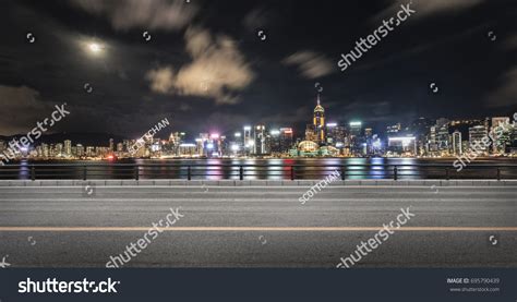 5,570 Road Side View Night Stock Photos, Images & Photography ...