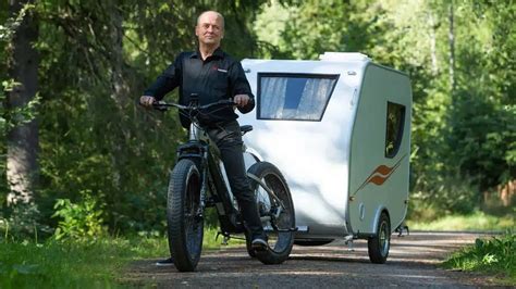 New Solar-Powered Hupi Trailer Seeks To Redefine…