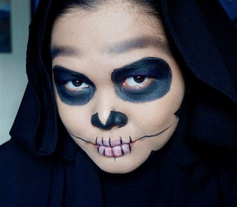 Easy Halloween Makeup Tutorial: 3 Products Skull Makeup + Youtube Tutorial | The Beauty Junkee