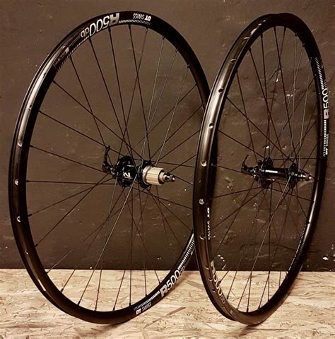 DT Swiss R470 Novatec 791/792 Pillar | Gravel Wheels - SzobakBike