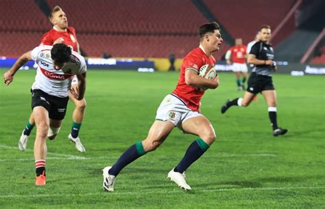 Louis Rees-Zammit scores four minutes into Lions debut - Rugby World