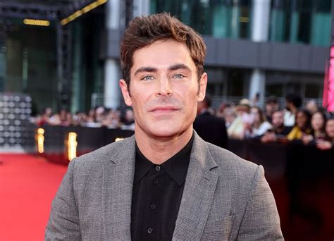 Actor Zac Efron Addresses Plastic Surgery Rumours