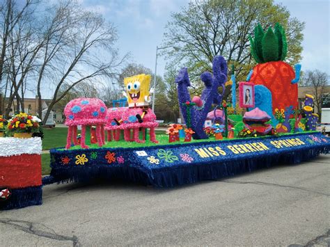 Fun Parade Float! SpongeBob SquarePants #paradefloats #floats #parades #decorating #supplies ...