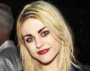 Frances Bean Cobain Nose Job Plastic Surgery Before and After - http://celebie.com/frances-bean ...