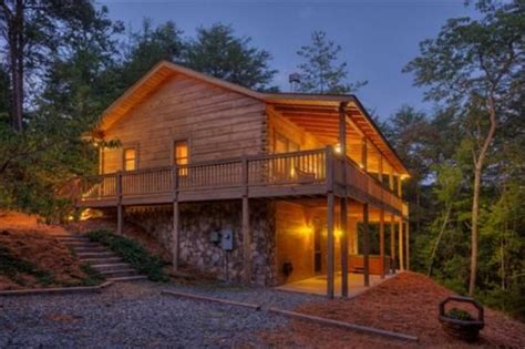 Escape to Beautiful Ellijay, GA: Rent Your Dream Vacation Home