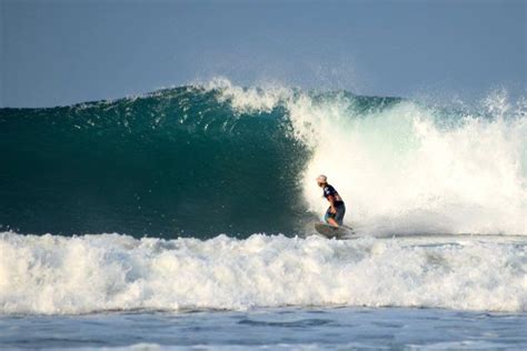 Costa Rica - Playa Santa Teresa : surfing