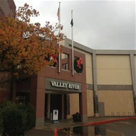 Valley River Center - Shopping Centers - Eugene, OR - Reviews - Photos ...