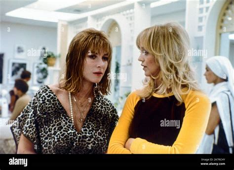 Shampoo 1975 movie hi-res stock photography and images - Alamy