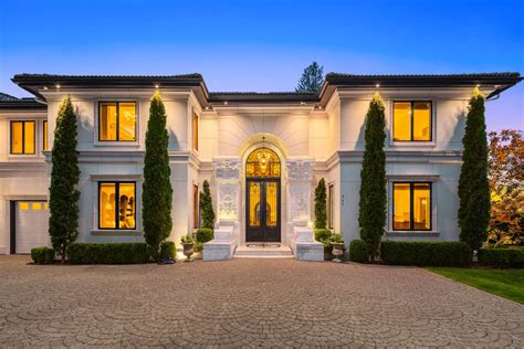 Property Watch: Inside Russell Wilson and Ciara's Bellevue Home ...