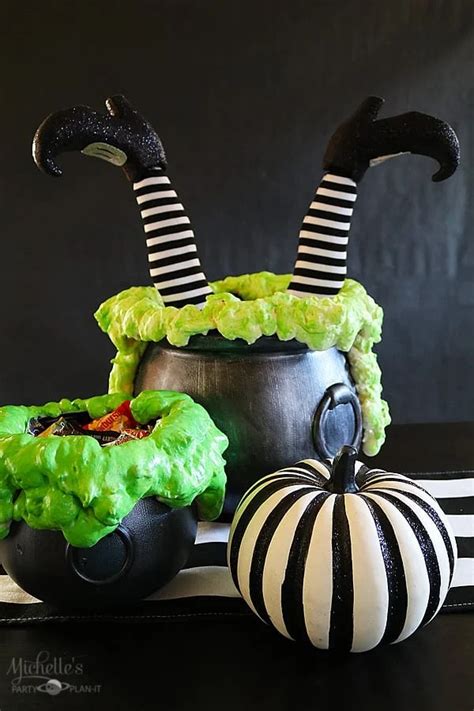 BOO it Forward with a DIY Bubbling Witches Cauldron - Michelle's Party Plan-It