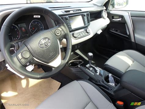 Ash Interior 2017 Toyota RAV4 Limited AWD Photo #115767023 | GTCarLot.com