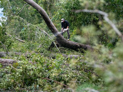 Hurricane Idalia updates: Florida assesses damage; South Carolina sees flooding : NPR