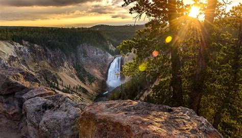 Yellowstone, Mount Rushmore and Medora Musical - Nagel Tours