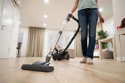 Aerus vs Electrolux Vacuum Cleaners - Edison Vacuums