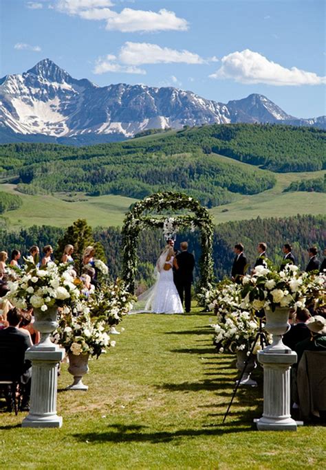 50+ Beautiful Mountain Wedding Ideas You Should Try For Your Wedding | Mountain wedding colorado ...