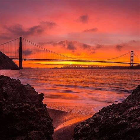 Sunrise and the Golden Gate bridge... | Golden gate bridge, Golden gate, Beautiful sights