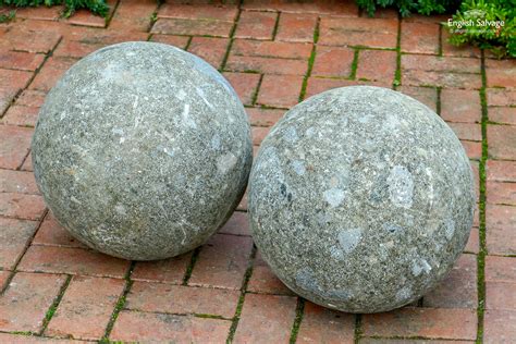 Natural stone garden spheres / balls