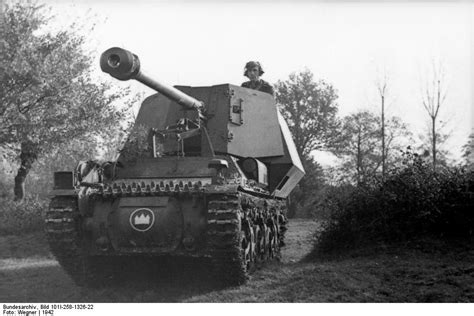 [Photo] Marder I tank destroyer on the move in southern France, 1942 | World War II Database