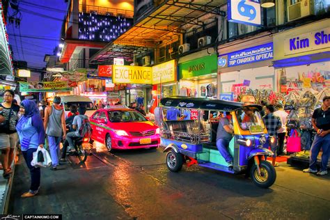 Tuk Tuk and Taxi at the Night Market in Pratunam Bangkok Thailand | HDR ...