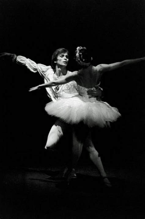 Rudolph Nureyev, and Margot Fonteyn - 1967 - Swan Lake - Vienna State ...