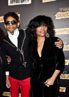 EXCLUSIVE: Miki Howard Denies Having a Son with Michael Jackson, Says 'I Am Brandon Howard's ...