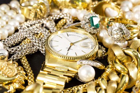 Joyería de oro: trucos para que quede reluciente | Blog de Día