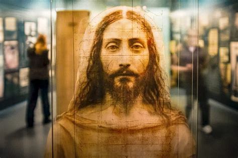 The Shroud of Turin used by AI to show what Jesus looked like ...