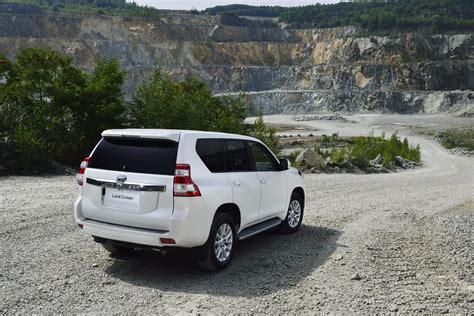 2014 Toyota Land Cruiser Gets UK Pricing, Specs - autoevolution