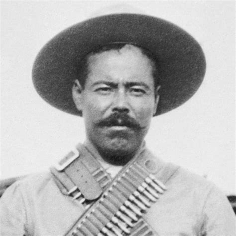 Pancho Villa, Líder de la Revolución Mexicana. Padre del Villismo, centrado en el combate al ...