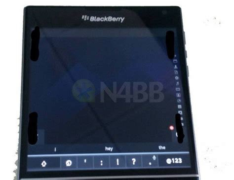 BlackBerry Passport Contextual Keyboard Screenshots Surface | Ubergizmo