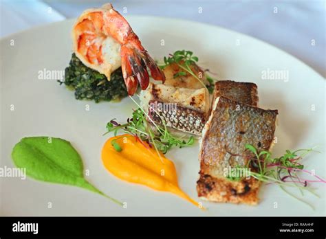 Seafood platter hi-res stock photography and images - Alamy