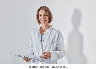 Portrait Female Doctor Anamnesis Questionnaire Stock Photo 1895418352 | Shutterstock