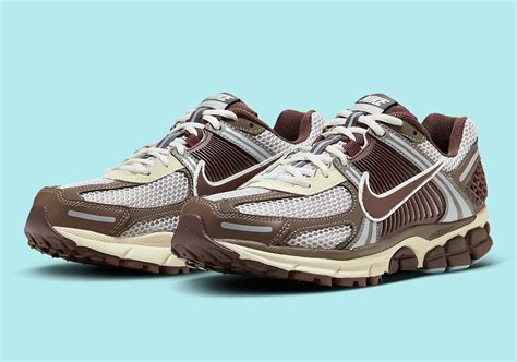 Nike Zoom Vomero 5 "Brown/Blue" FD9920-022 Release Date | SneakerNews.com