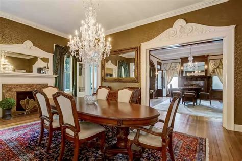 Historic Mansion in Savannah Is One of the 'Grandest Homes' in Town