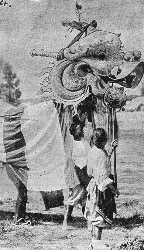 Old Photos of Chinese Lion Dance in Melbourne, Australia ~ Vintage Everyday