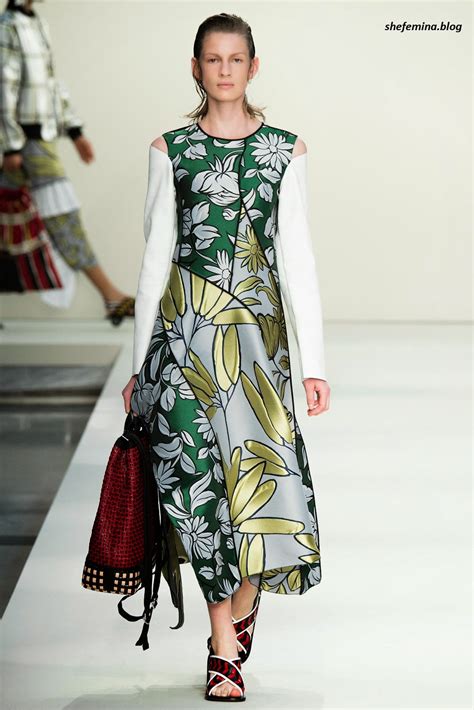 Marni Spring 2015 Ready-to-Wear Dresses Collation at Fashioh Show Runway | Fashion is Life