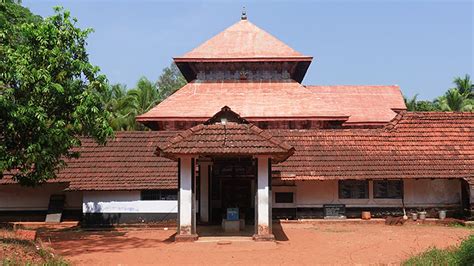 Sukapuram Sree Dakshinamoorthy Temple | Temples in Malappuram | Kerala Temple Architecture