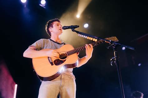 alecbenjamin on Twitter: "SO HAPPY TO BE SINGING THESE NEW SONGS FOR YOU 🧡 @Benzuckerphotos 📸 ...