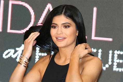 Kylie Jenner Net Worth - GazetteBlaster