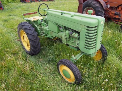 John Deere Model M Tractor - 34575