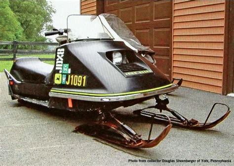 Timeline: 1973 John Deere JDX Snowmobile | SnowGoer