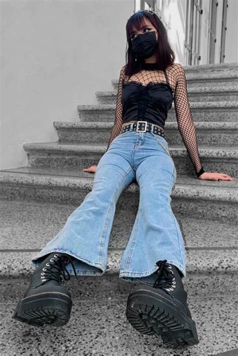 90s Grunge Aesthetic Fashion Style Looks | Grunge outfits, Alternative ...